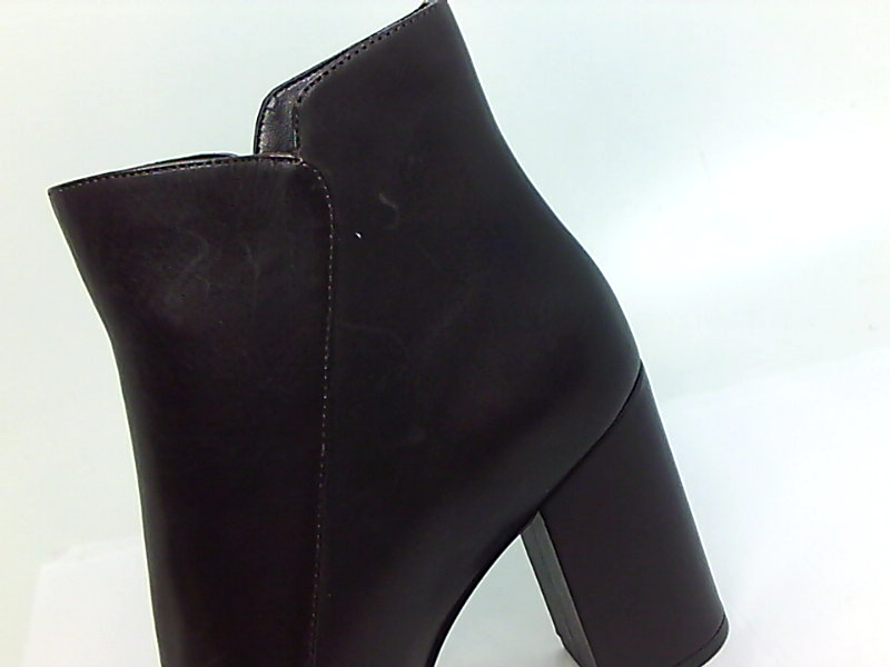 russity booties