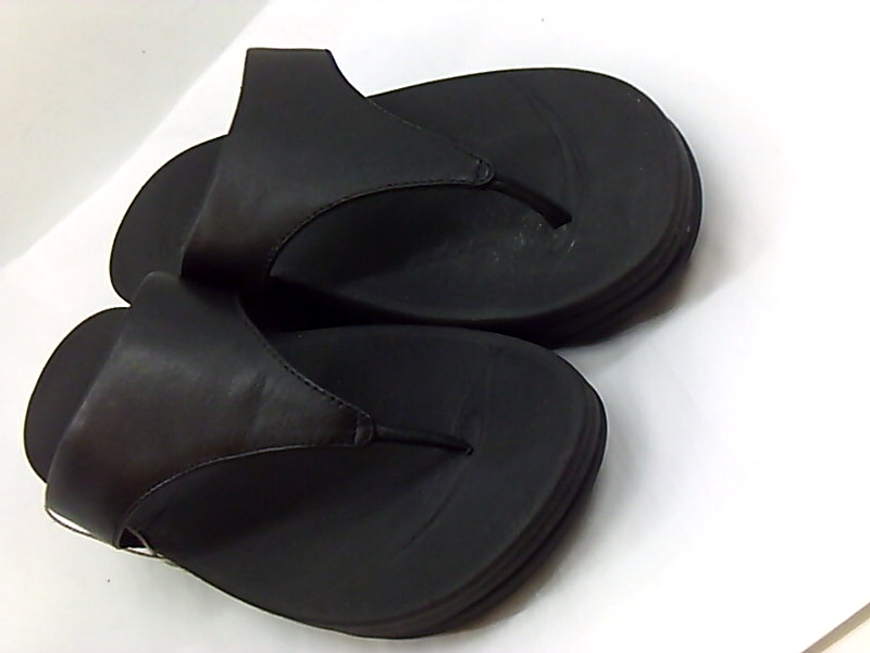 Women's FitFlop, Lulu Flower Thong Sandal | Peltz Shoes