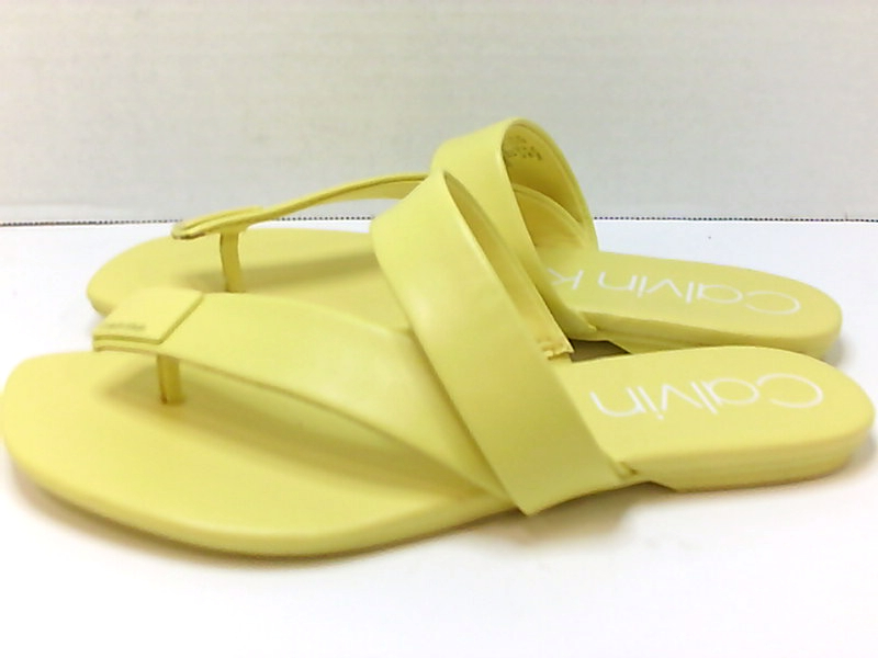 calvin klein saurin flat sandals