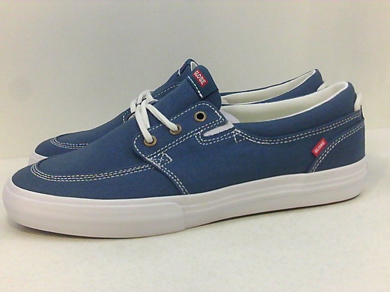 Globe Men�s Attic Skate Shoe, Bluestone/White, Size 7.5