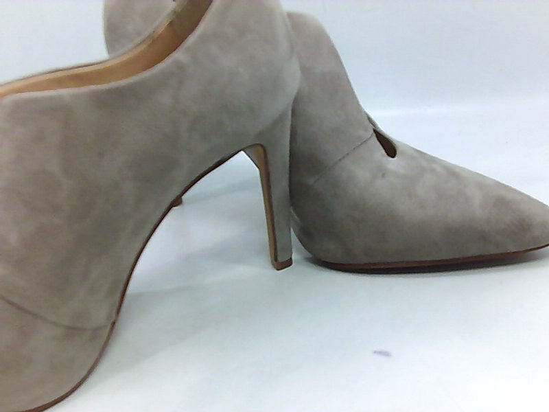 vince camuto metseya