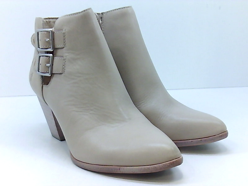 frye jennifer booties