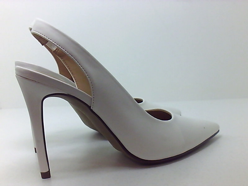 closed toe slingback