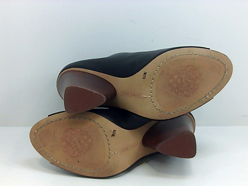 vince camuto andrita bootie