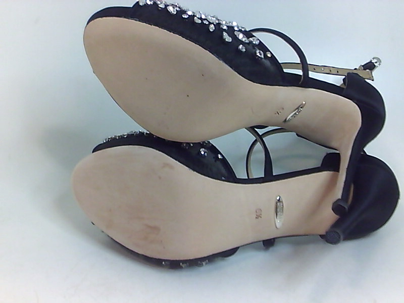 badgley mischka lyzbeth evening shoes