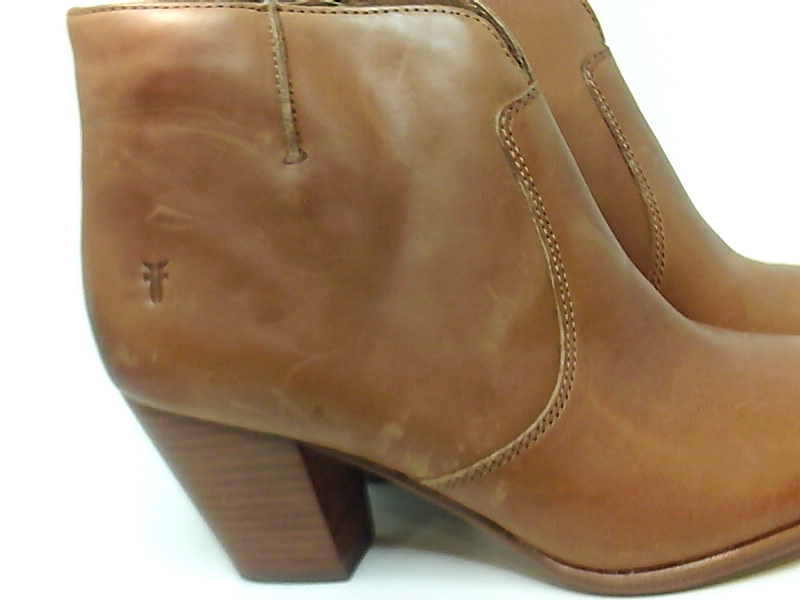 frye jennifer booties