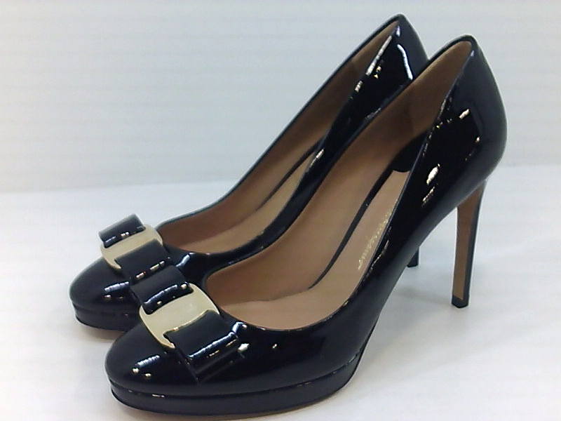 salvatore ferragamo osimo pump