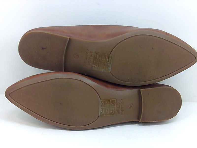 tan pointed toe flats