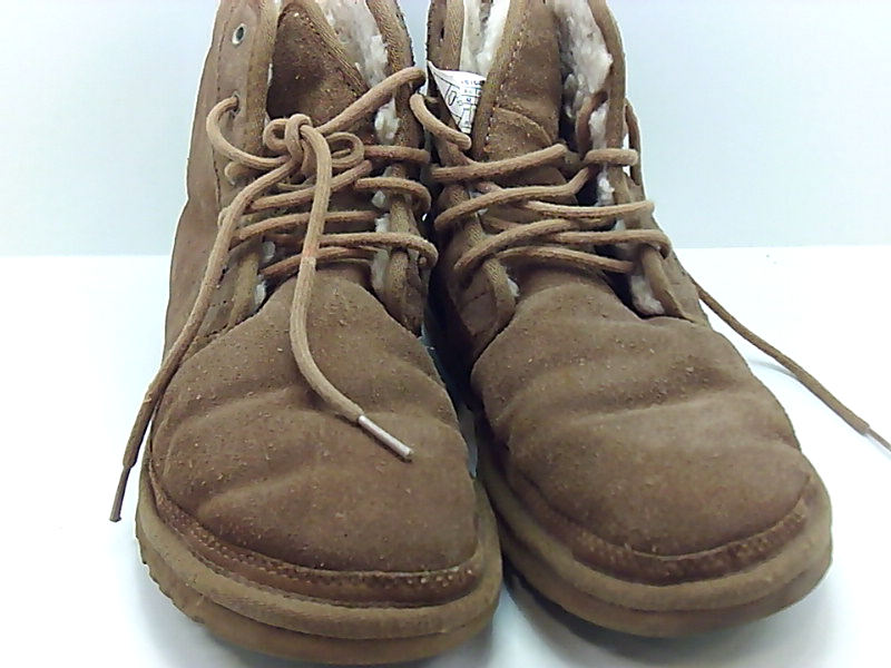 chestnut snow boots