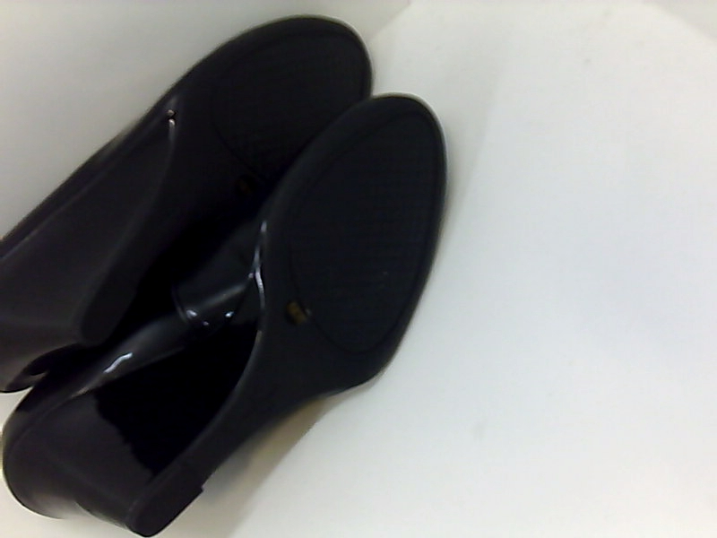 jessica simpson cash wedge