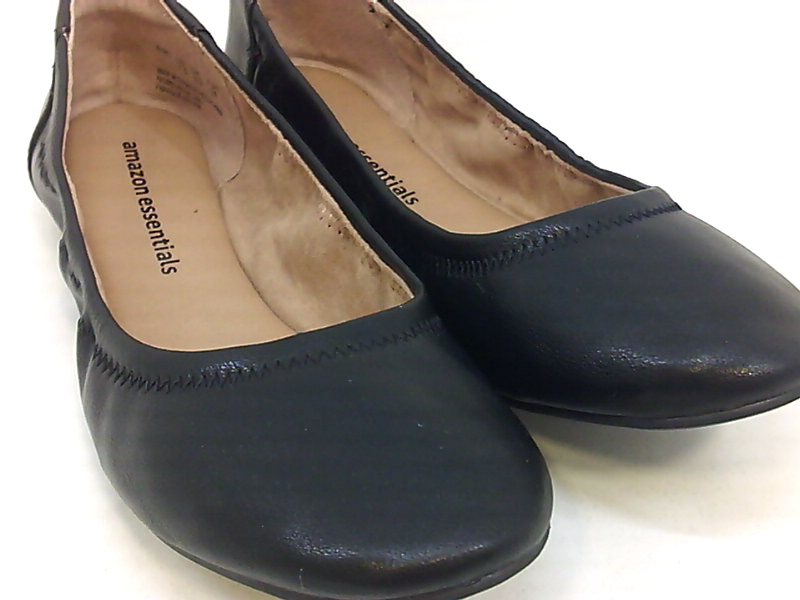 black toe ballet flats