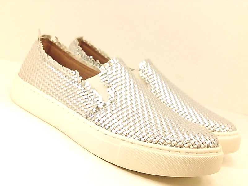 Indigo Rd. Womens Kicky Low Top Slip On Fashion Sneakers, Silver, Size ...