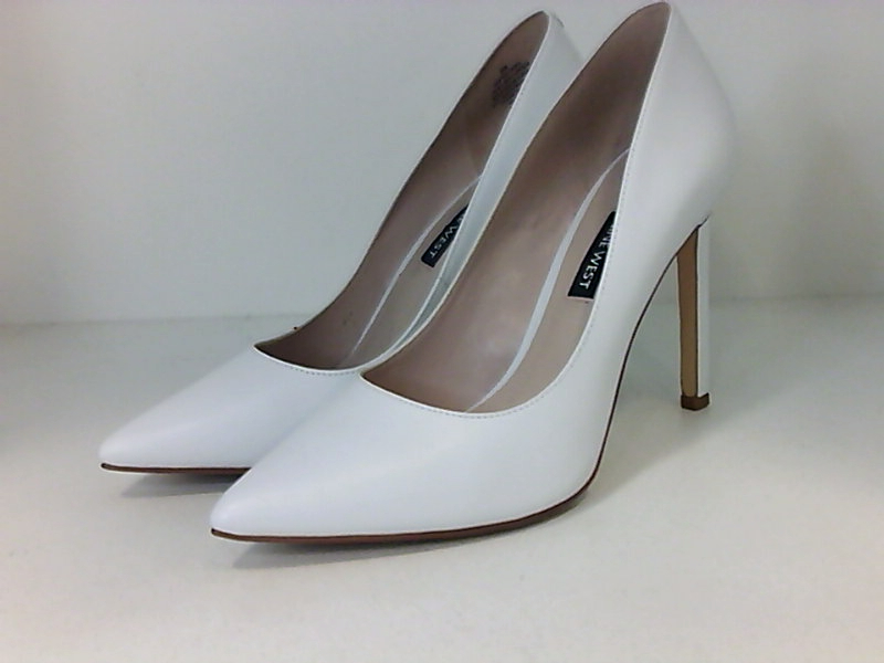 Nine West Womens Tatiana Leather Closed Toe Classic White Leather Size 8 0 Caf EBay