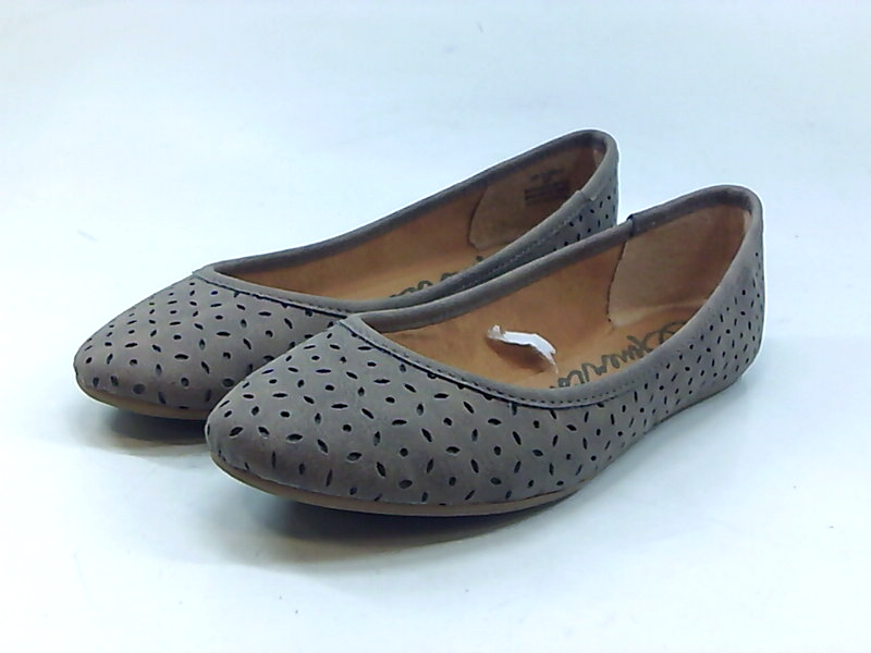american rag flat shoes