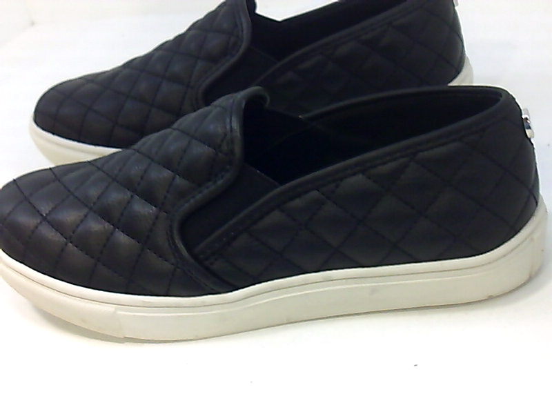 womens steve madden ecentrcq slip on casual shoe