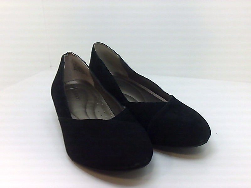 casual slide shoes