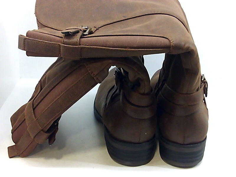 bare traps leather shoes