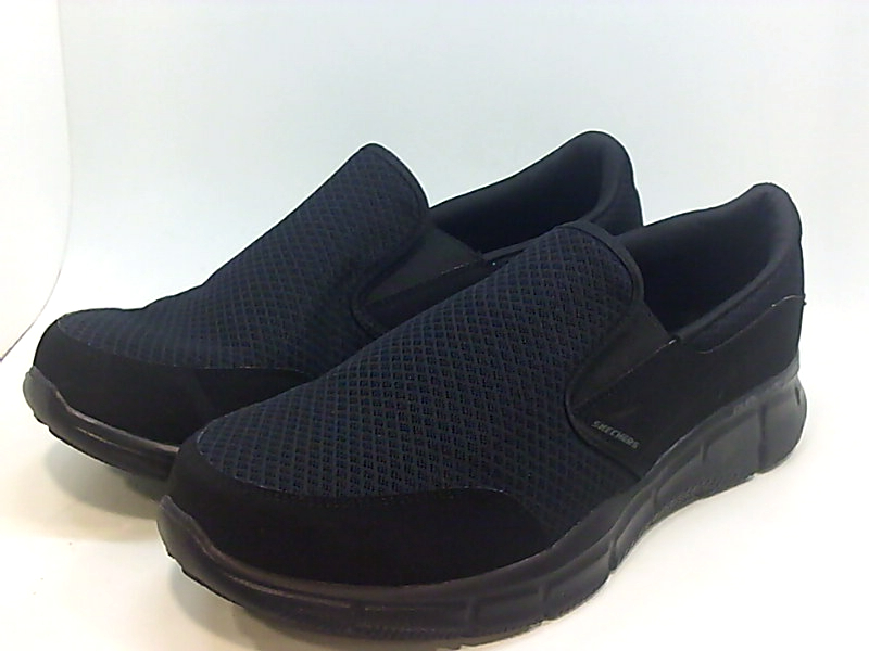 skechers round toe mid top lace up boo