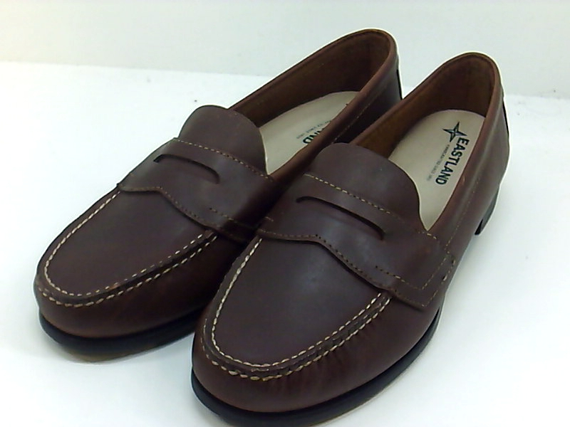 Eastland Womens classic ll Leather Closed Toe Loafers, Brown, Size 8.5