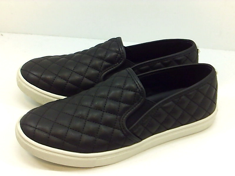womens steve madden ecentrcq slip on casual shoe
