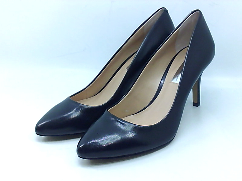 inc kaija pointed toe