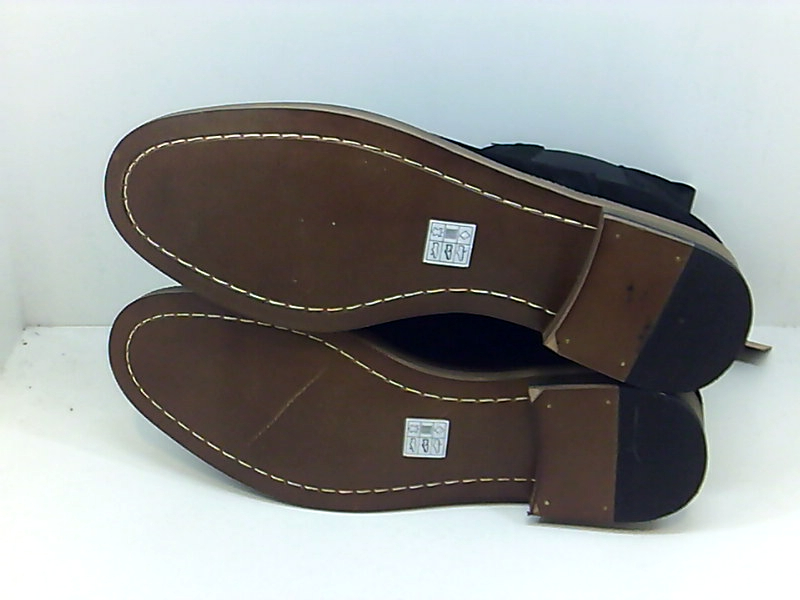black crevo boots