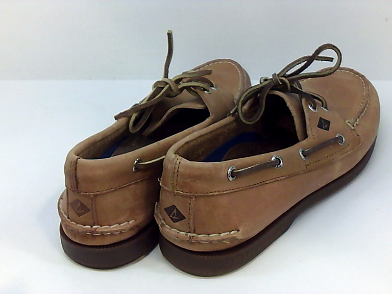 stores that sell sperry topsiders