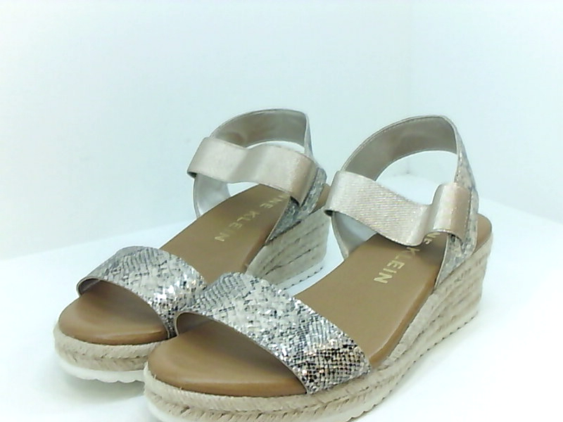 time and tru floral sandals