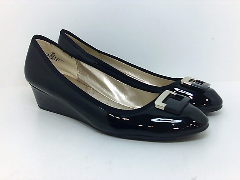bandolino caddia wedge pumps