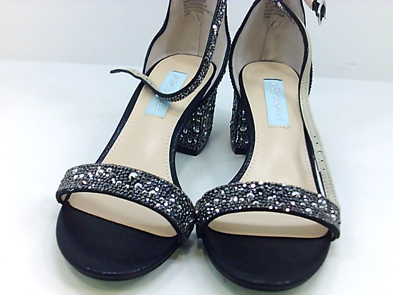 blue by betsey