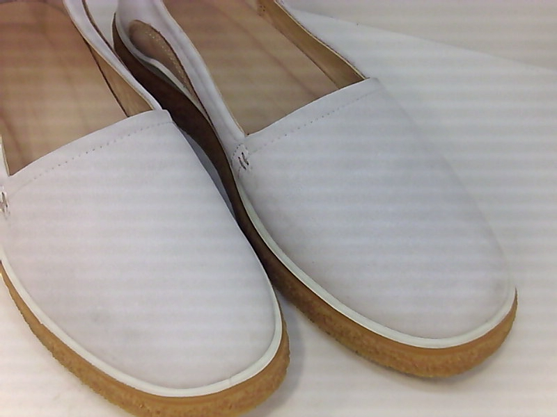 solid round toe leather flat loafer