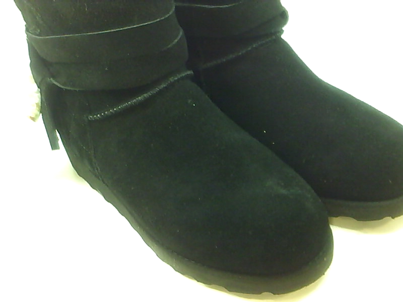 black bearpaw boots size 7