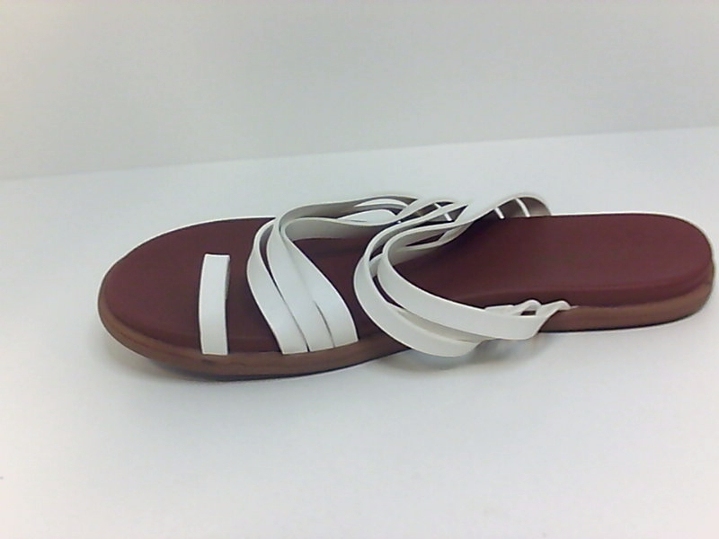 white flat sandals size 9
