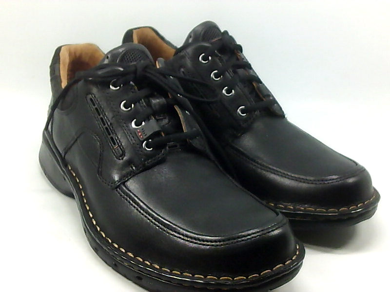 clarks un bend black