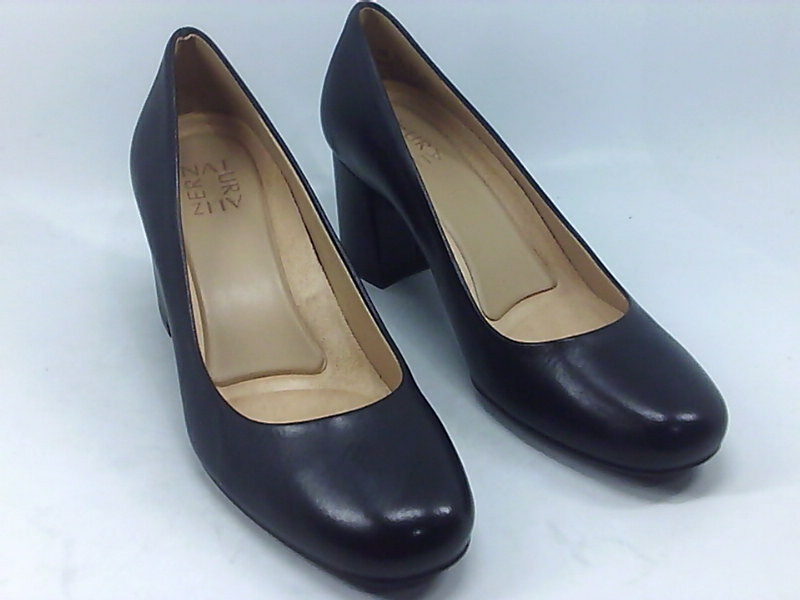whitney pumps by naturalizer