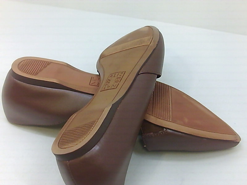 naturalizer samantha pointed toe flats