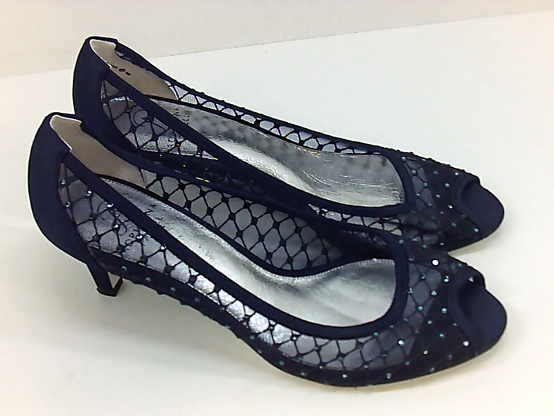 lace mesh pumps