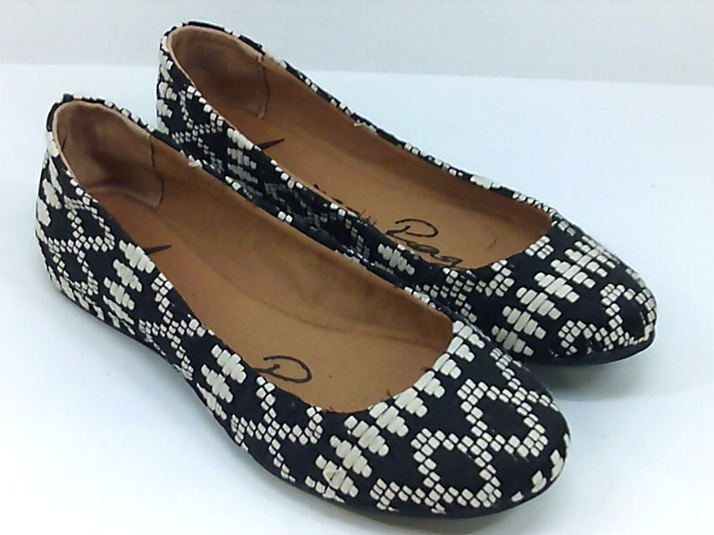 american rag flat shoes