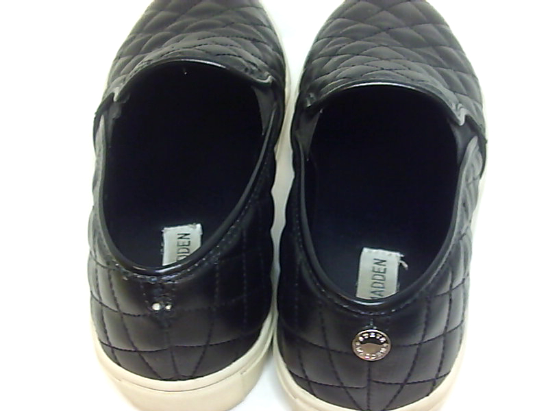 womens steve madden ecentrcq slip on casual shoe