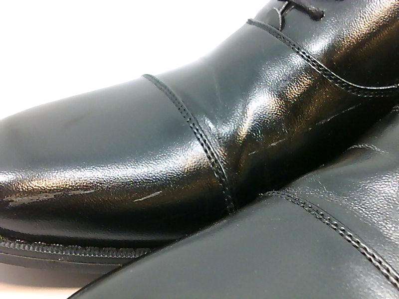 unlisted half time cap toe oxford