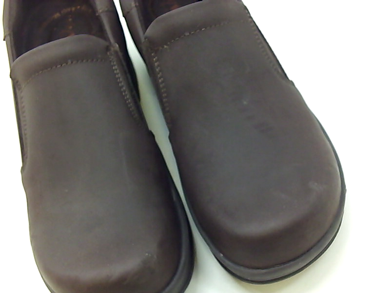 flat closed toe mules