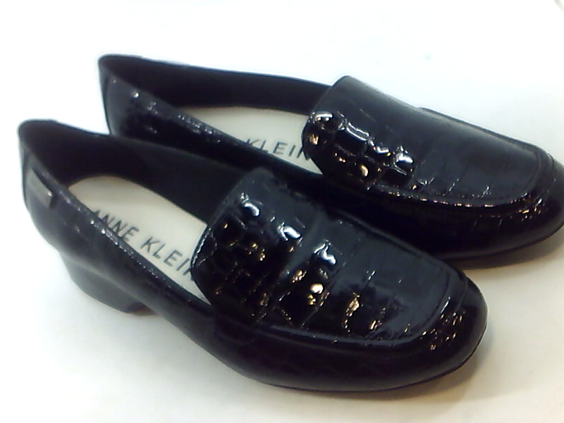 black flats size 8