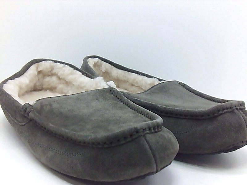 amazon essentials men's leather moccasin slipper