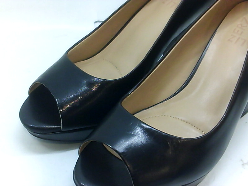 naturalizer amie platform pump