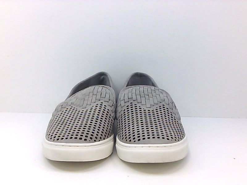vince camuto bristie sneaker