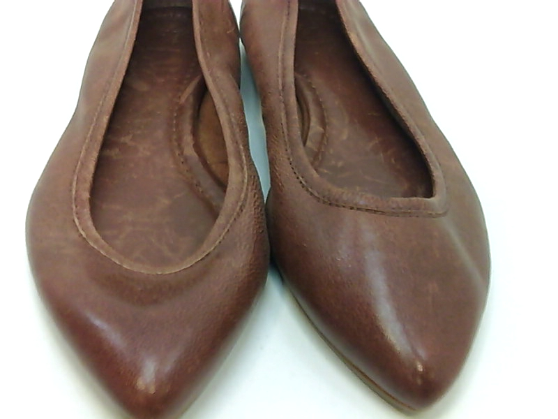 frye regina flat cognac