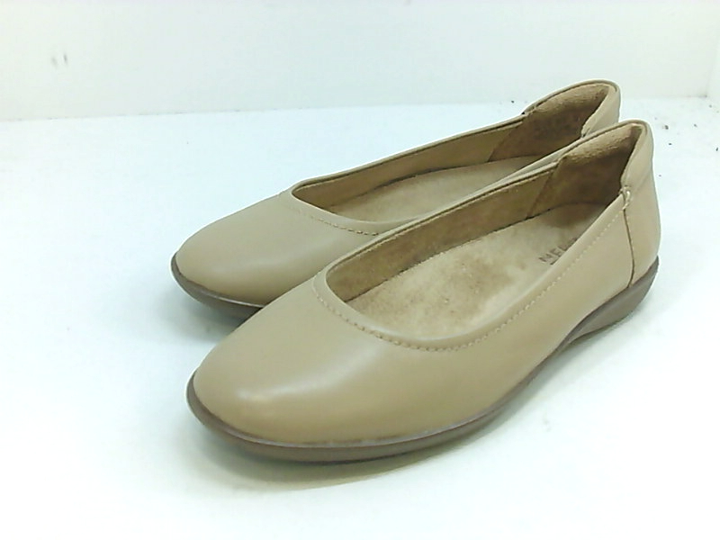 naturalizer flexy nude