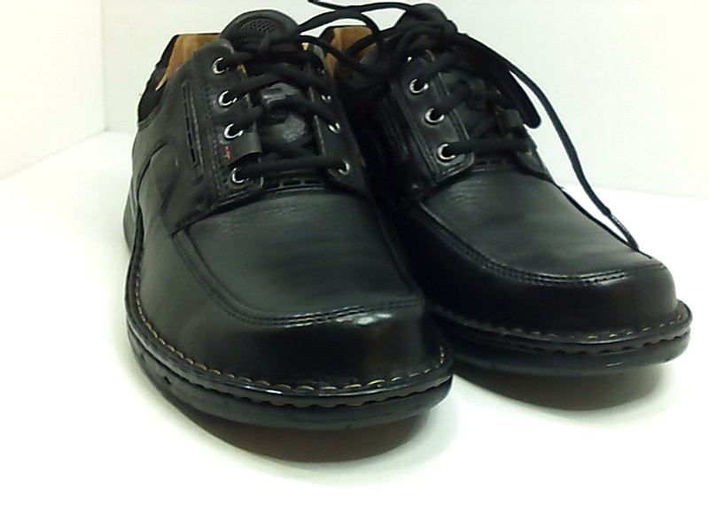 clarks un bend black