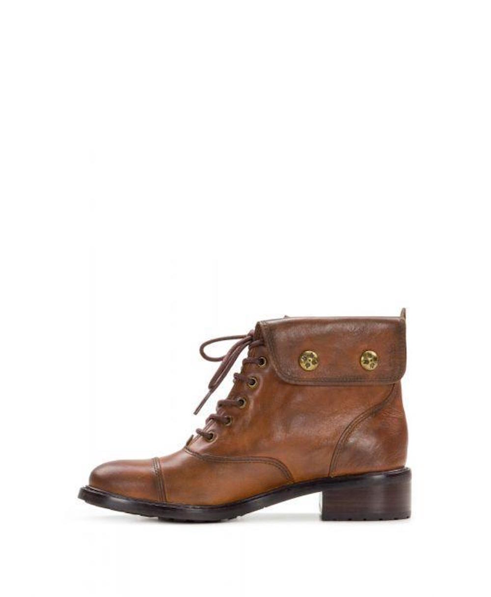 chunky boots lia
