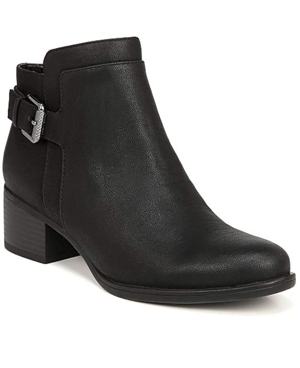 closed toe boots